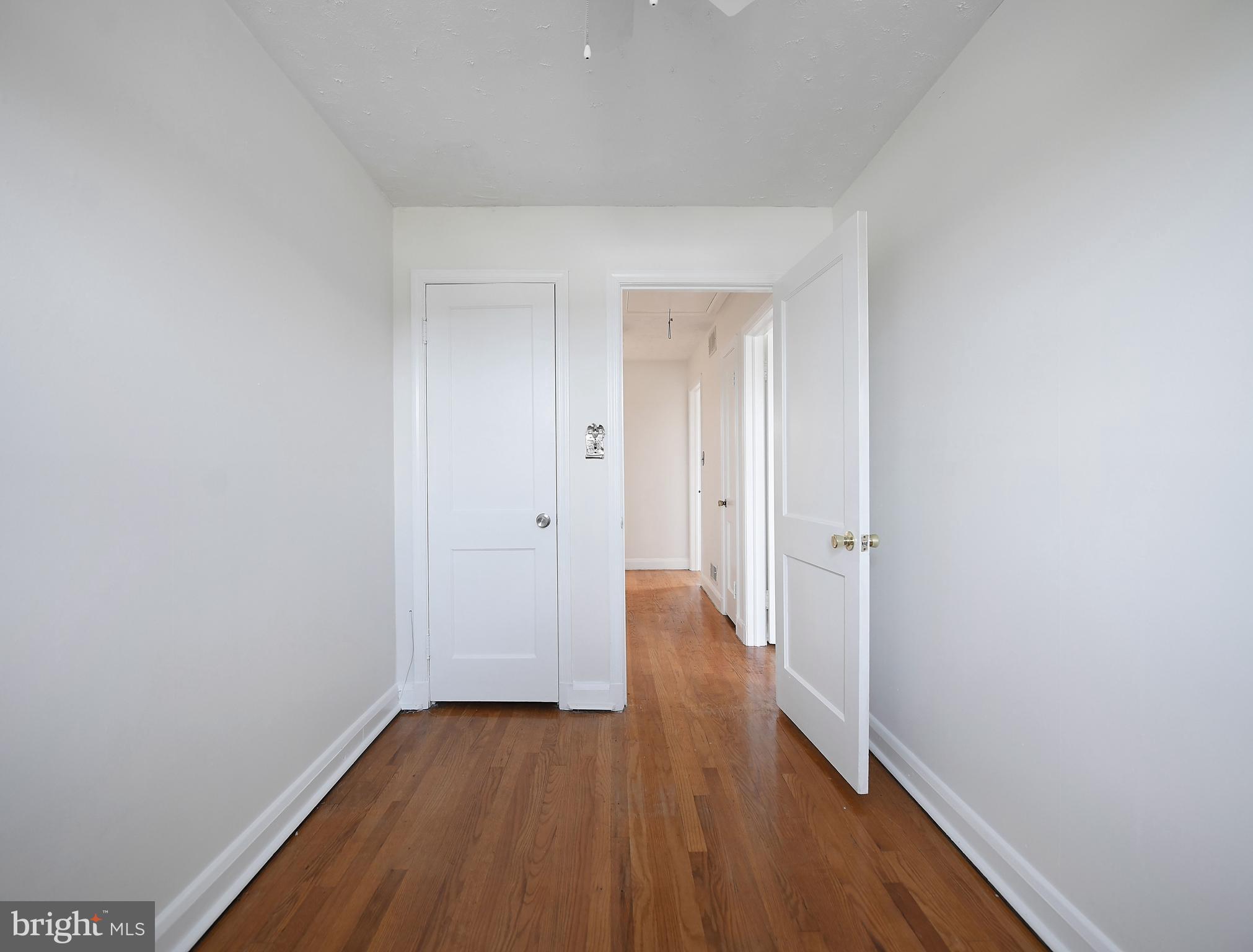 GRAY MANOR - Residential