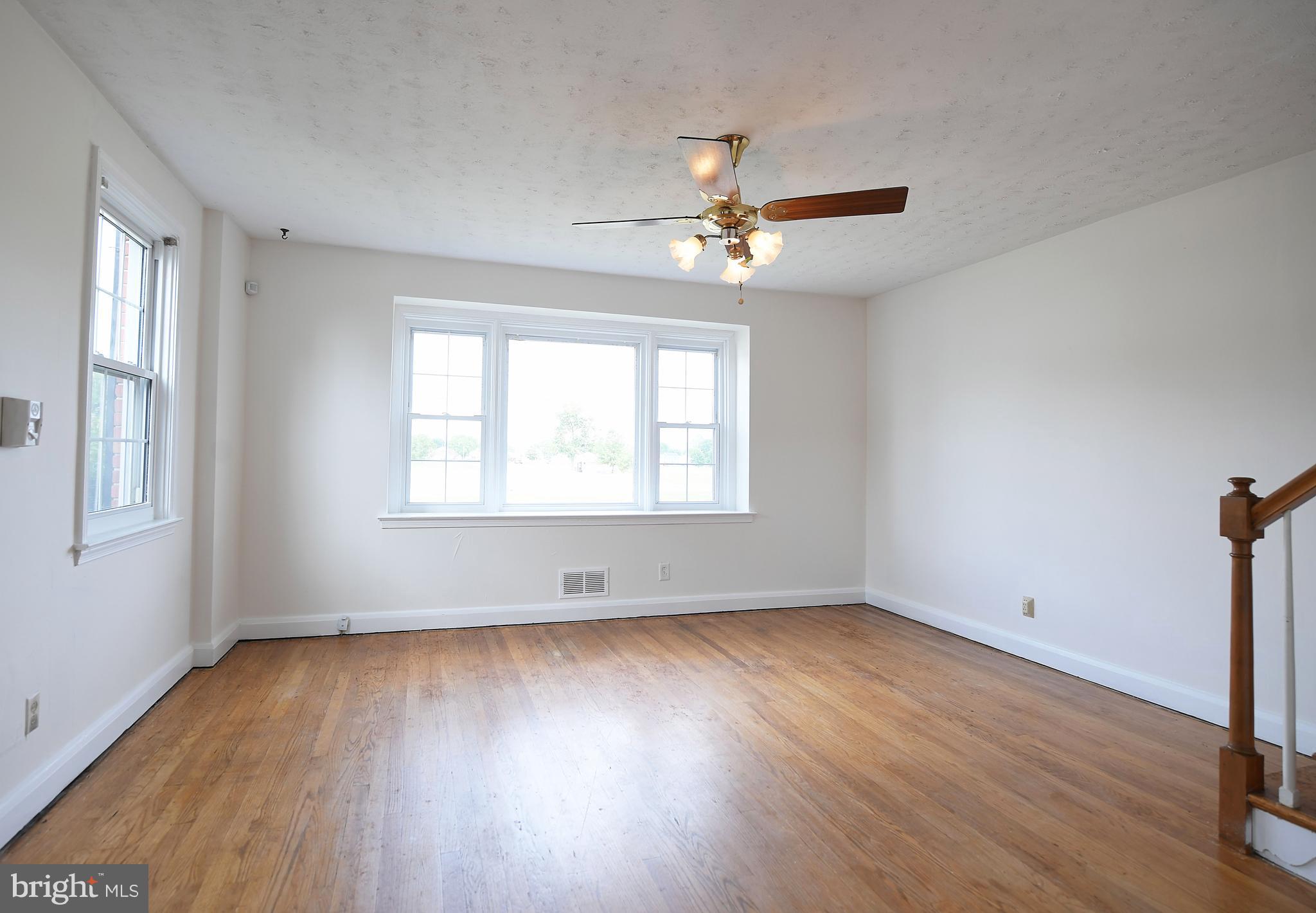 GRAY MANOR - Residential