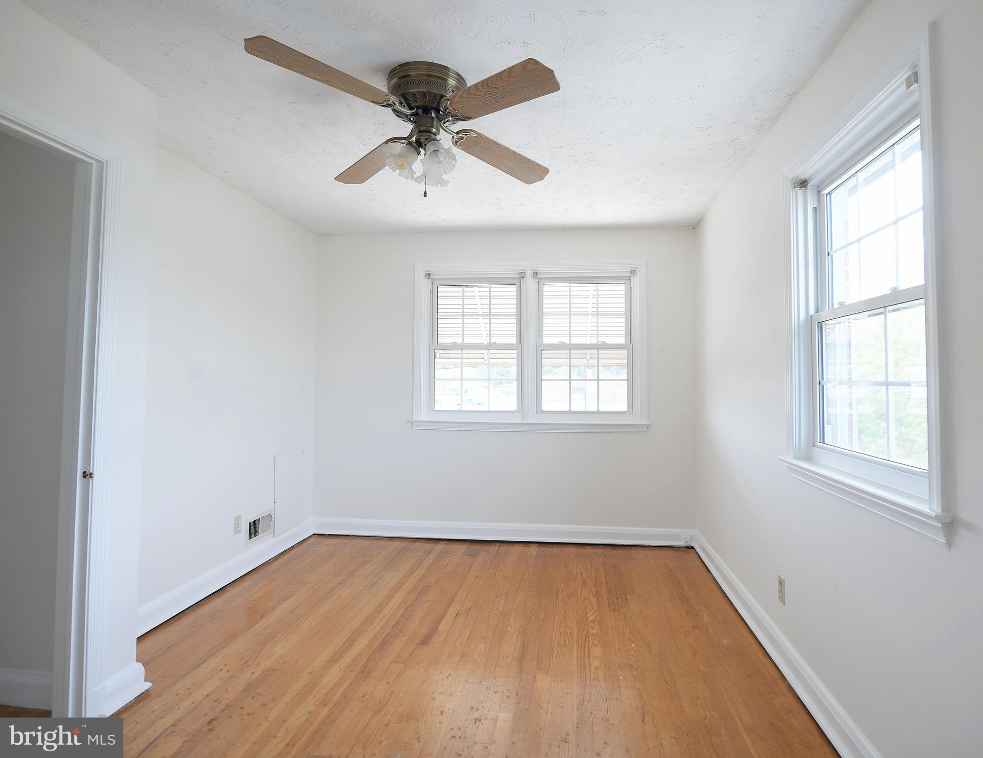 GRAY MANOR - Residential