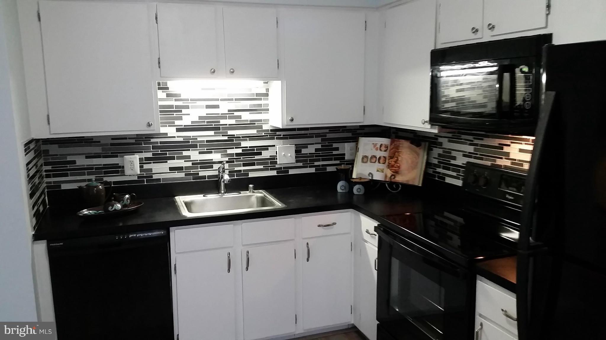 ARROWHEAD MEWS - Residential