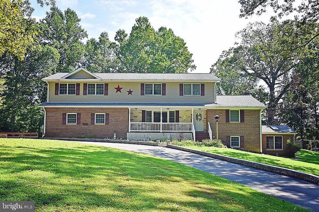 39550 MOUNT WOLF ROAD
