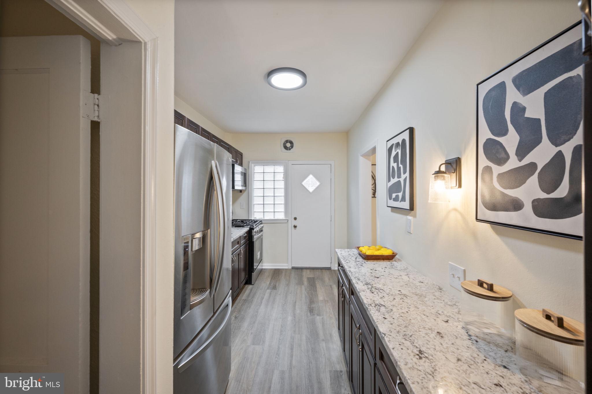 NORTHWOOD - Residential