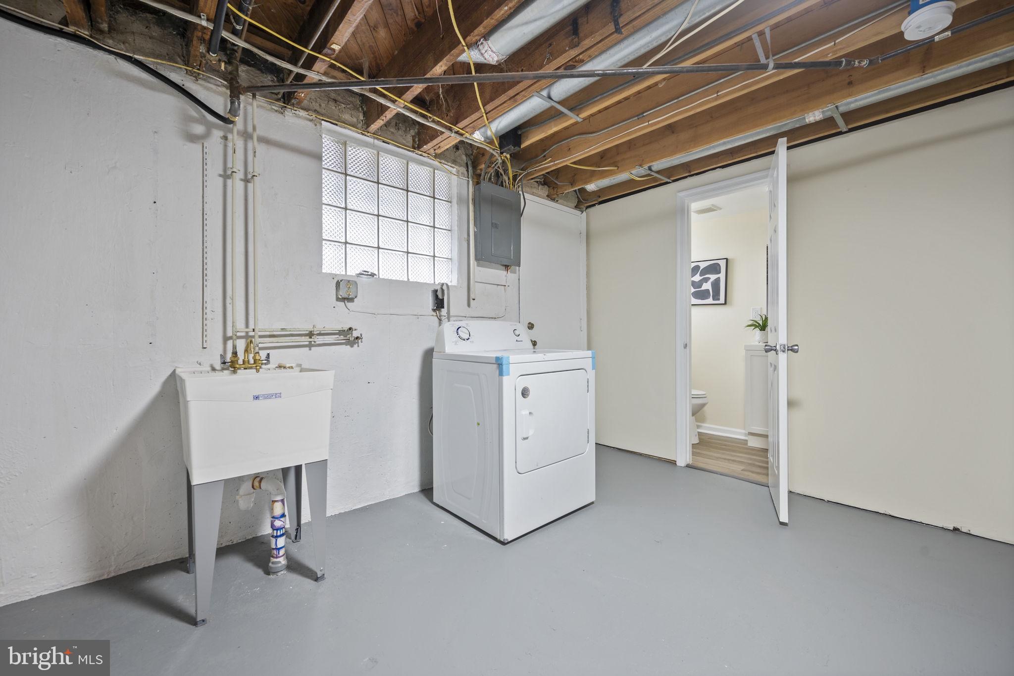 NORTHWOOD - Residential