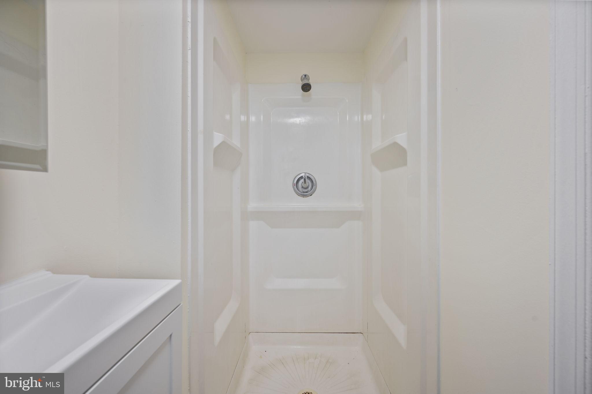 NORTHWOOD - Residential