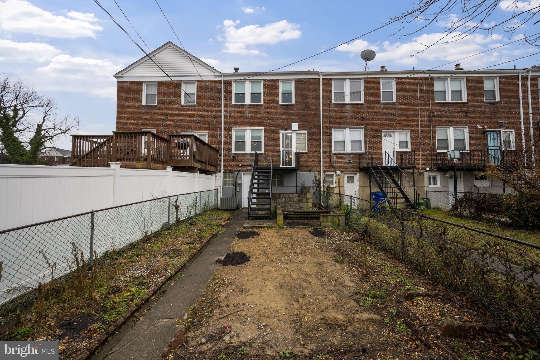 NORTHWOOD - Residential