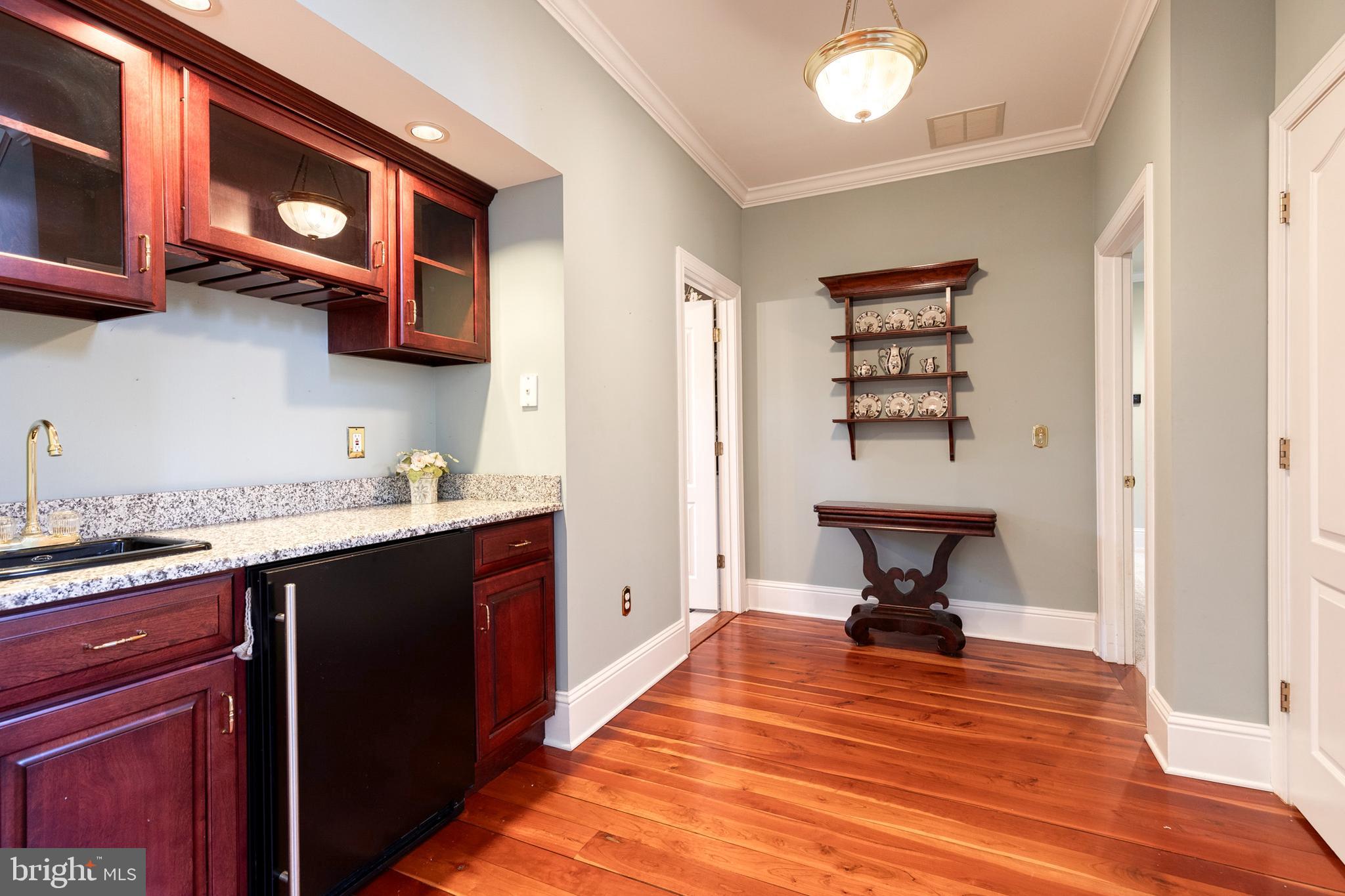 HIGHLAND MEADOWS - Residential