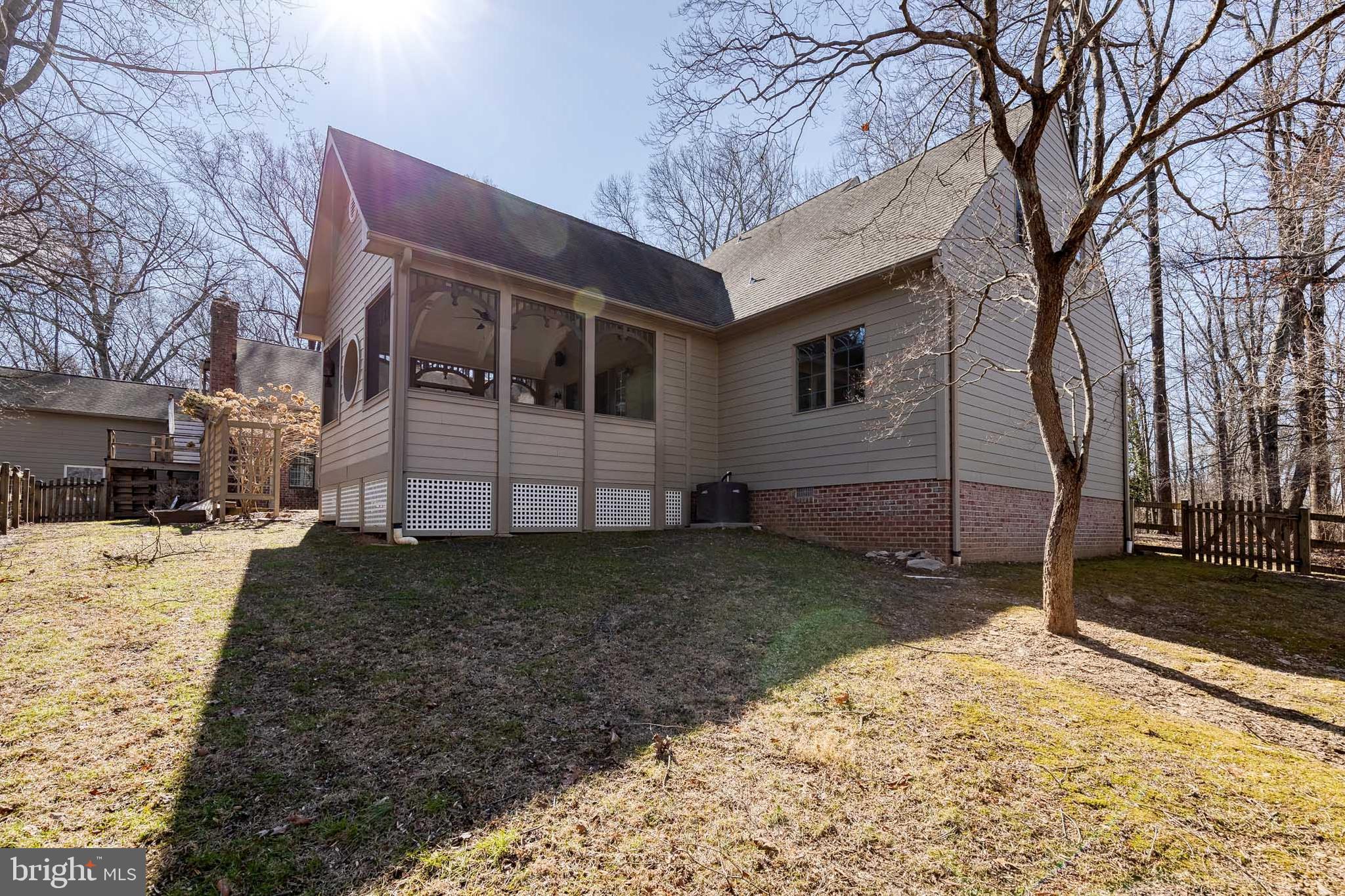 HIGHLAND MEADOWS - Residential