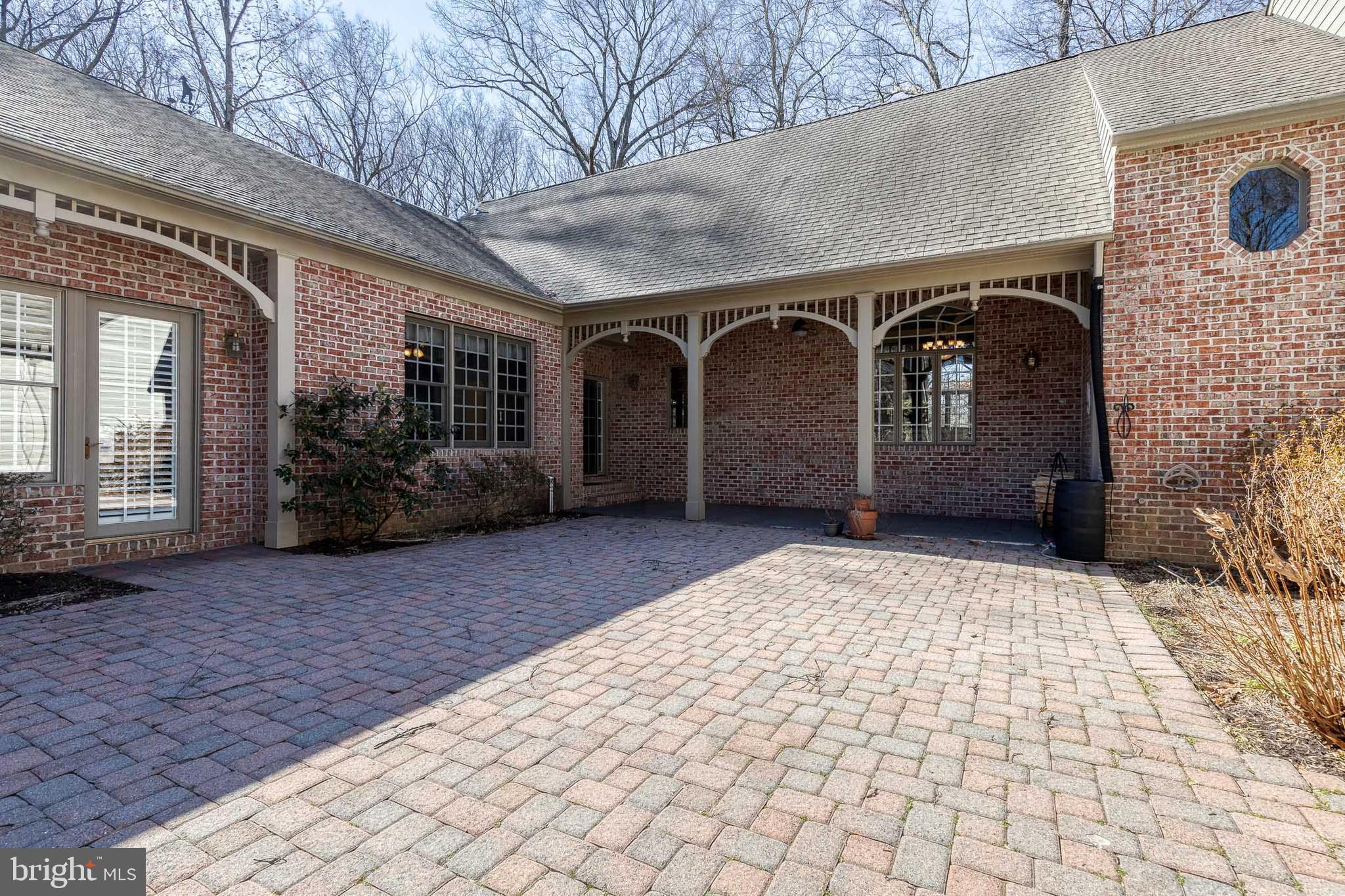 HIGHLAND MEADOWS - Residential