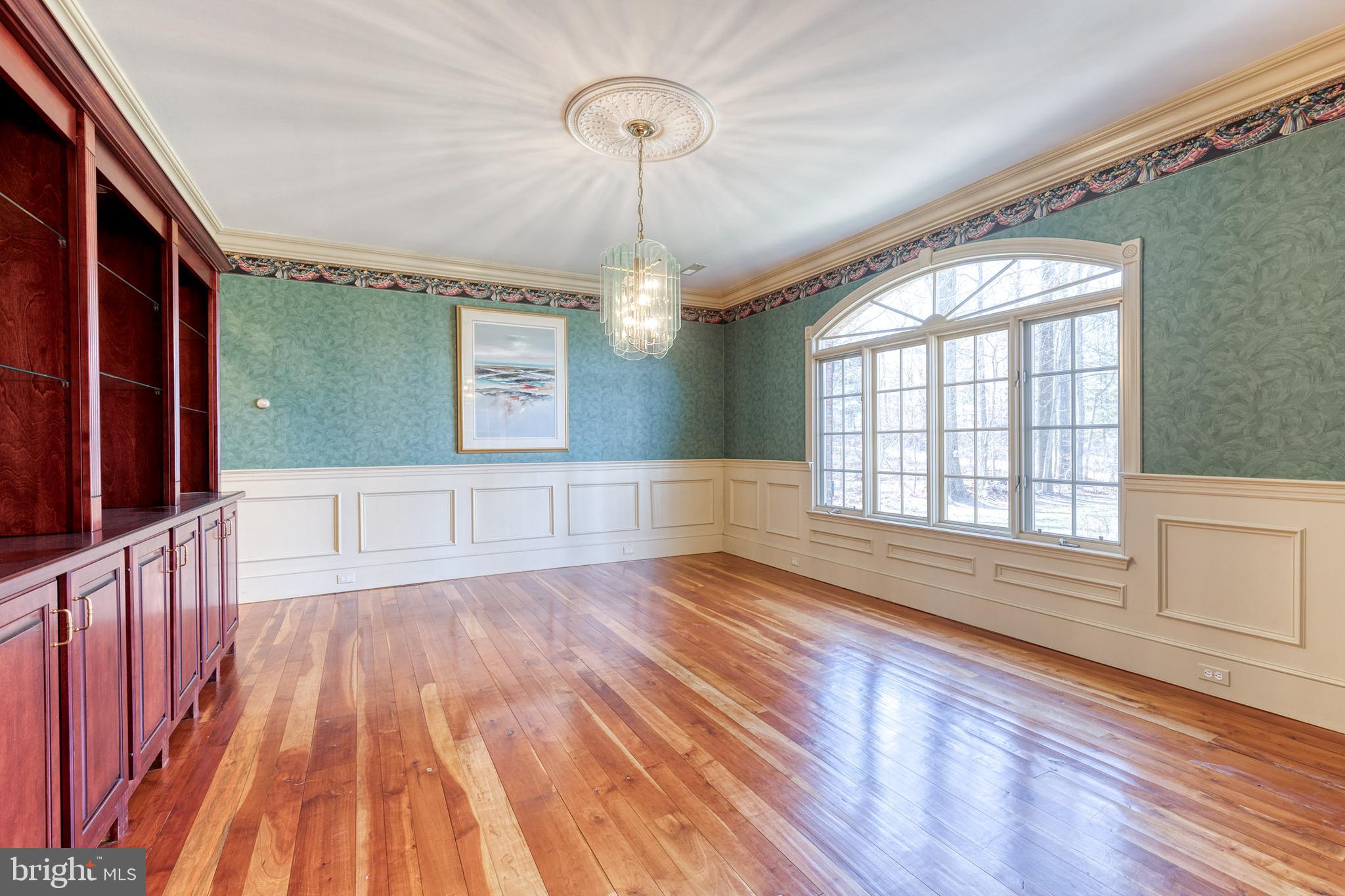 HIGHLAND MEADOWS - Residential