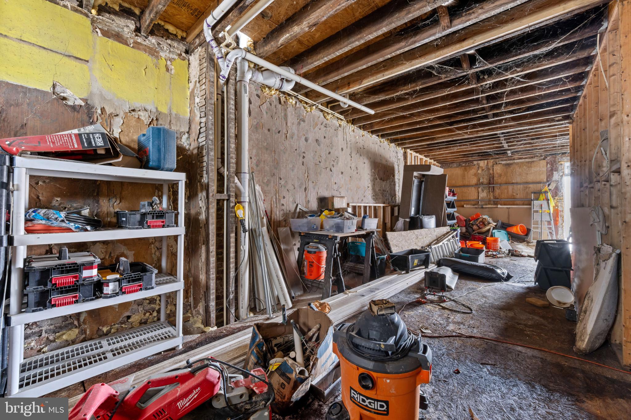 WESTPORT - Residential