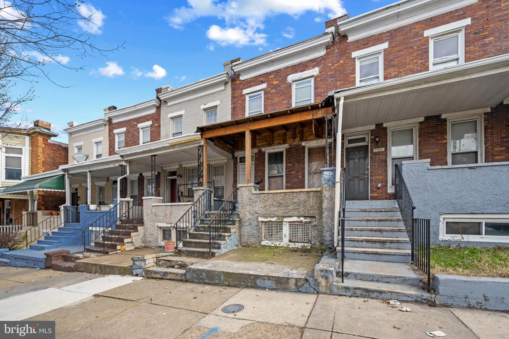 WESTPORT - Residential