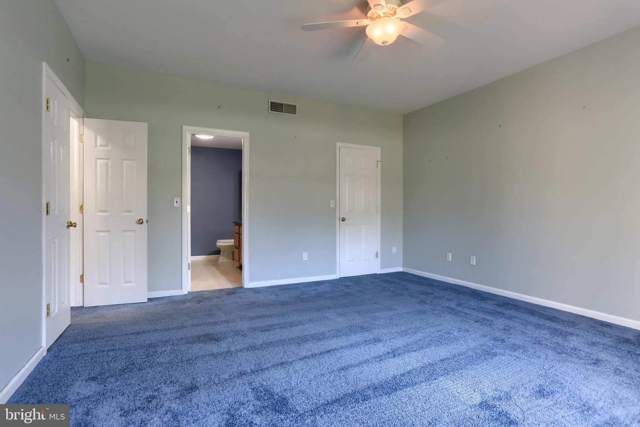 CAMBRIDGE COMMONS - Residential