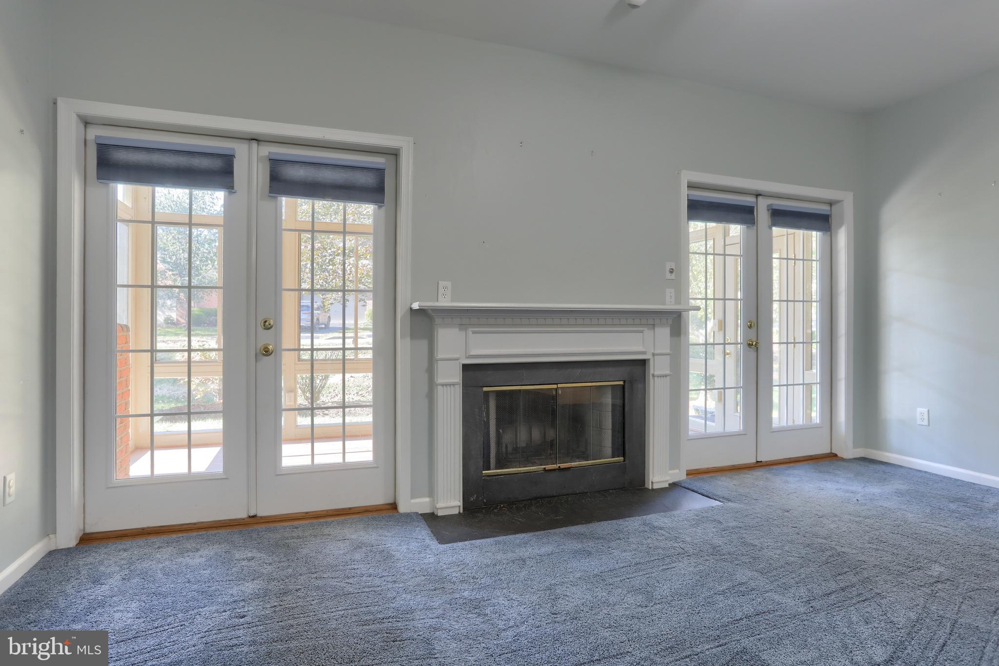 CAMBRIDGE COMMONS - Residential