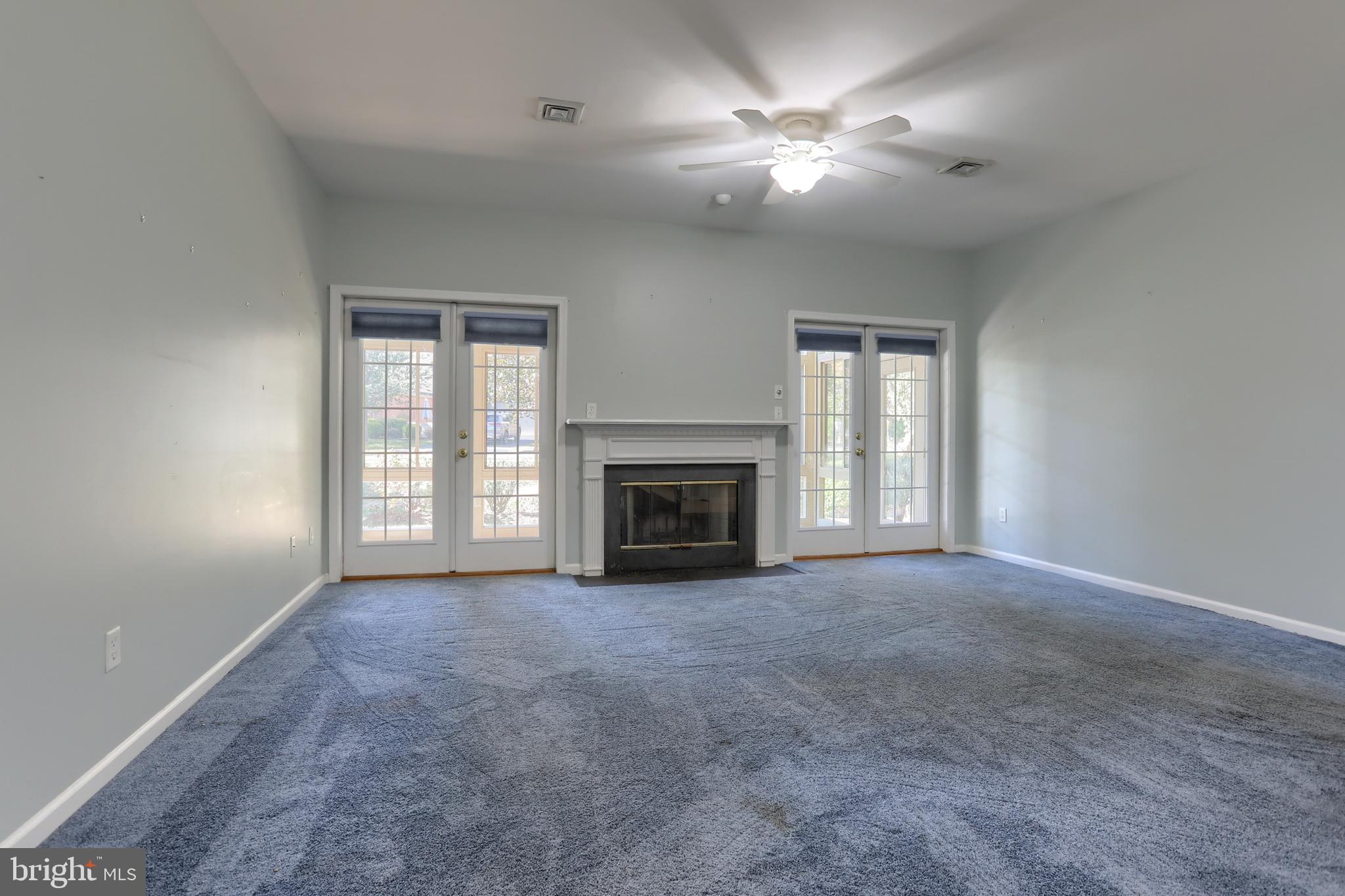 CAMBRIDGE COMMONS - Residential