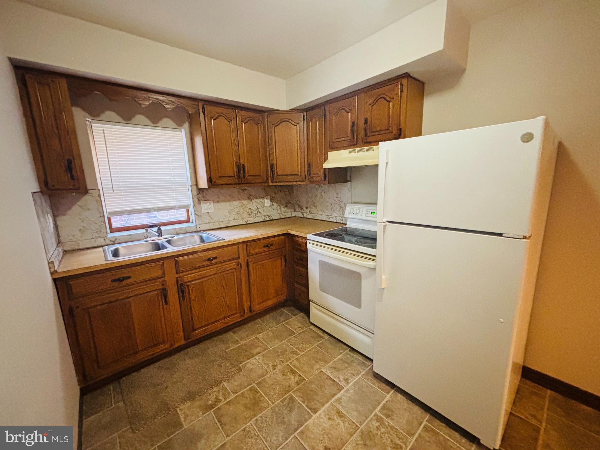 TORRESDALE - Residential Lease