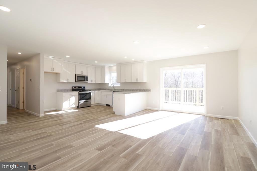 STONEHOUSE - Residential