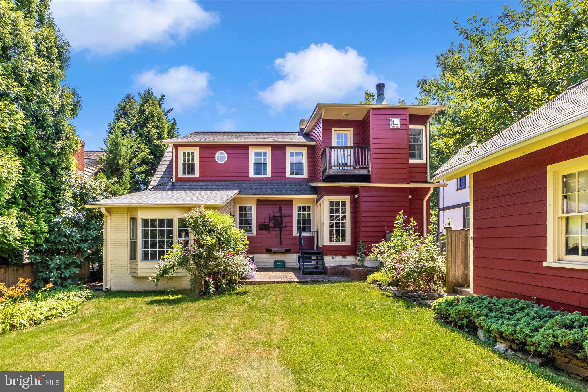 CHEVY CHASE VILLAGE - Residential