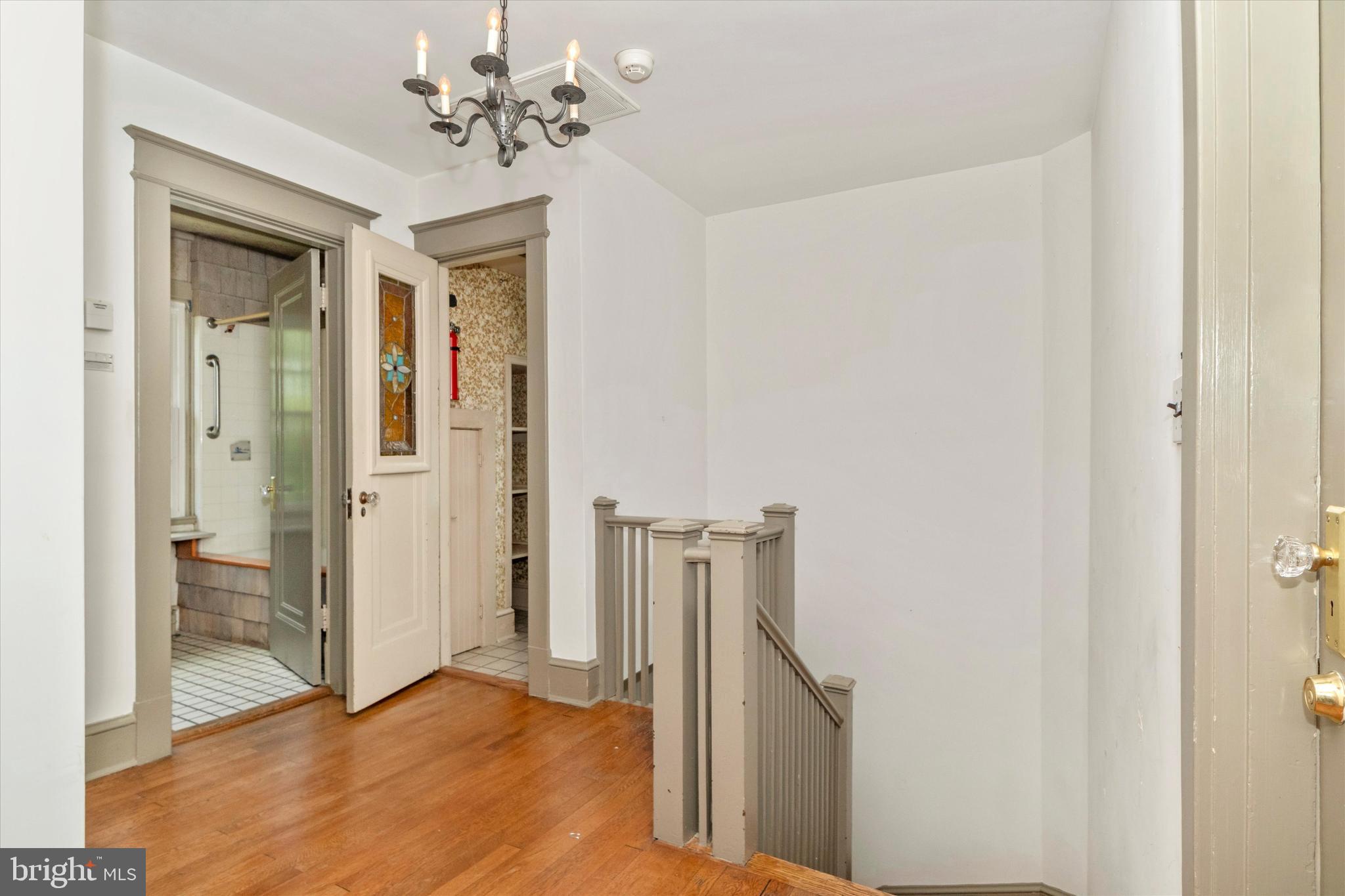 CHEVY CHASE VILLAGE - Residential