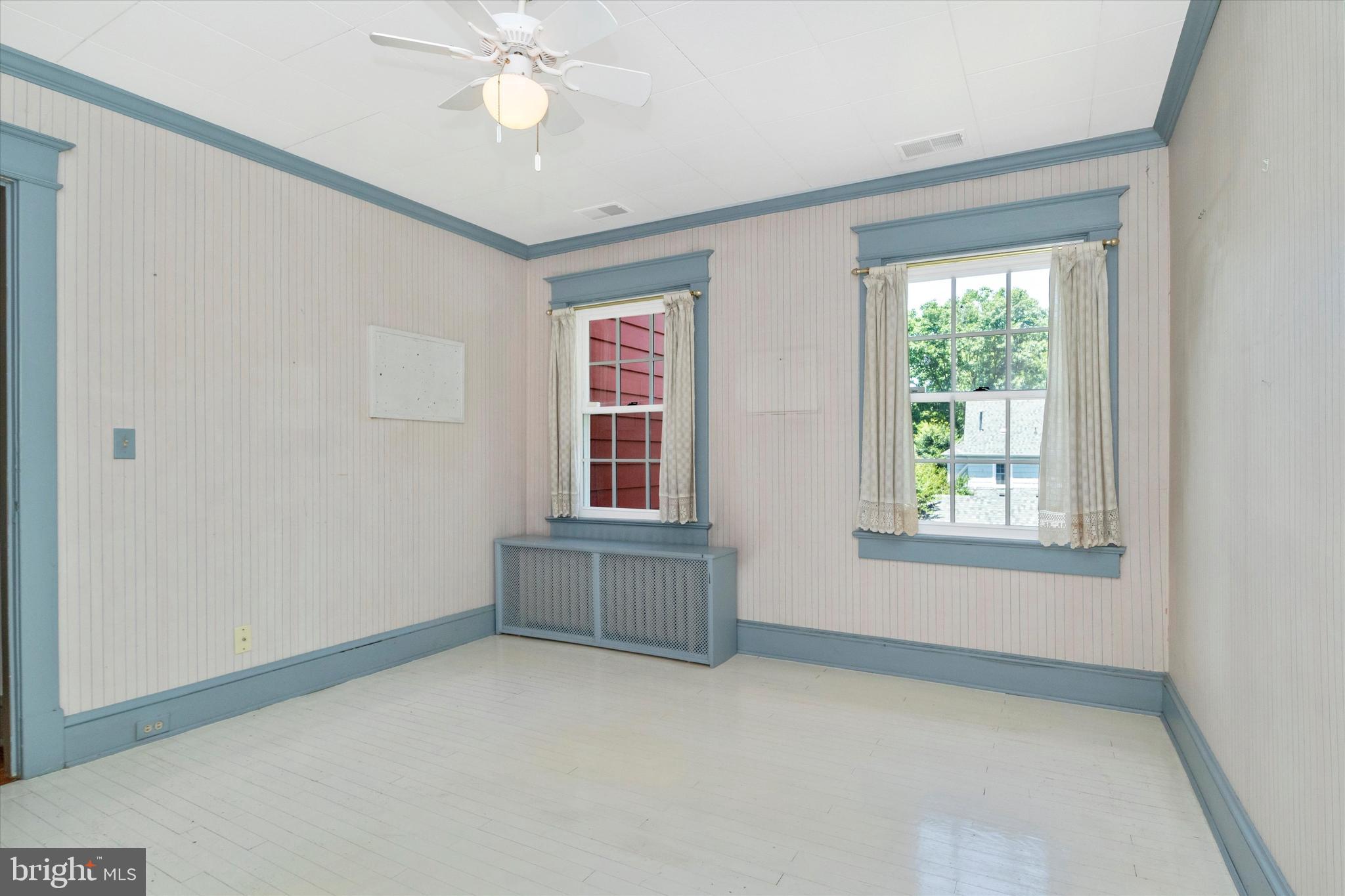 CHEVY CHASE VILLAGE - Residential