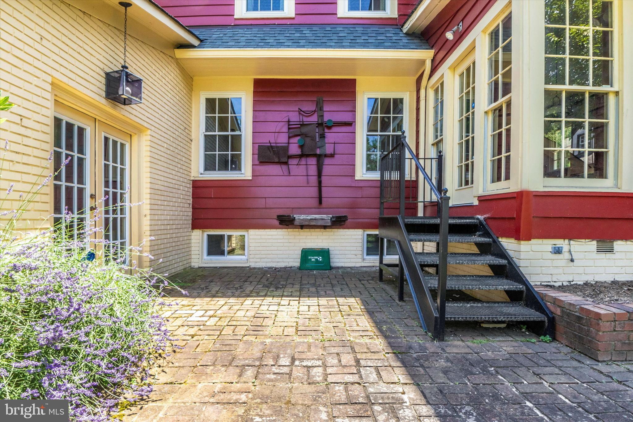 CHEVY CHASE VILLAGE - Residential