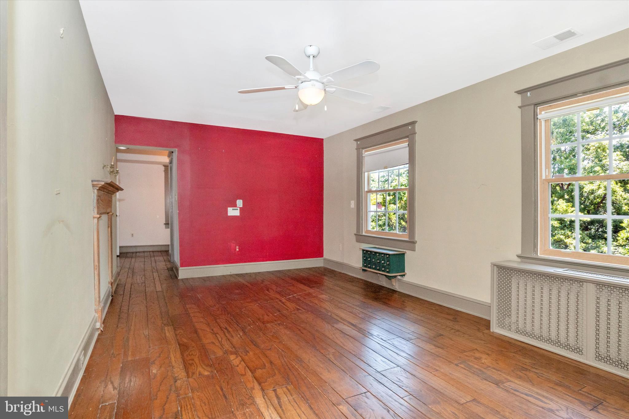 CHEVY CHASE VILLAGE - Residential