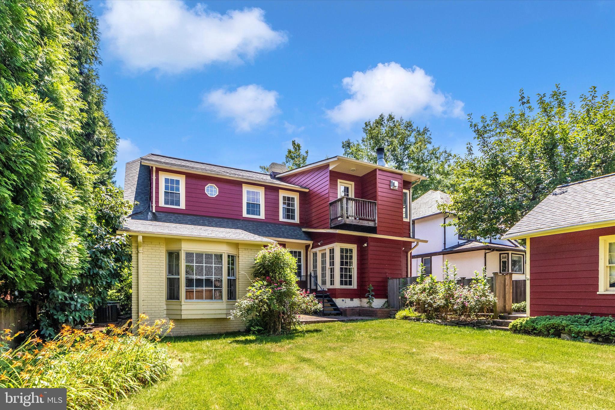 CHEVY CHASE VILLAGE - Residential