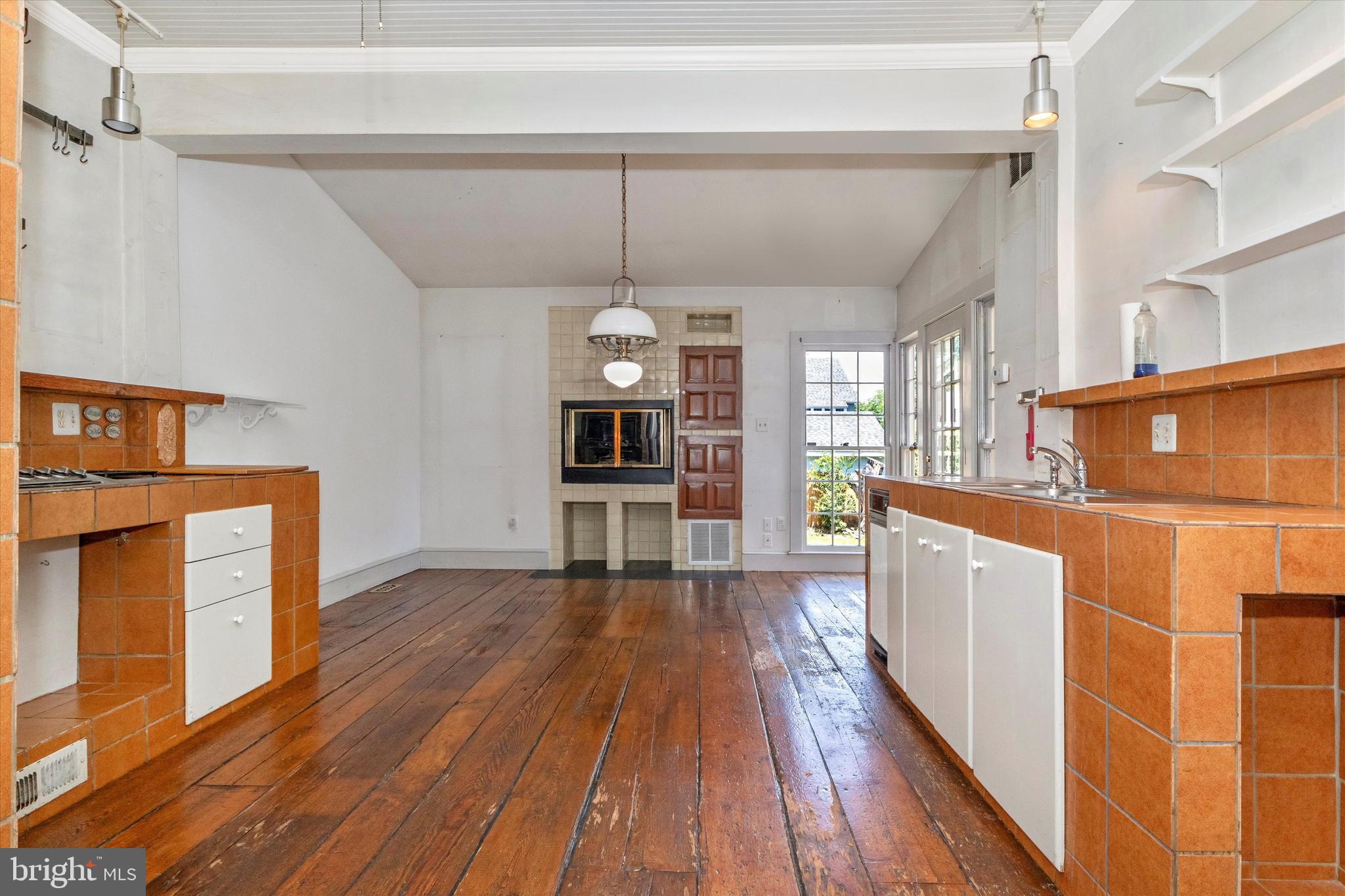 CHEVY CHASE VILLAGE - Residential