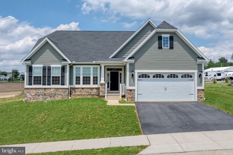 370 EDIE CIRCLE LOT 80 STEWARTSTOWN PA 17363