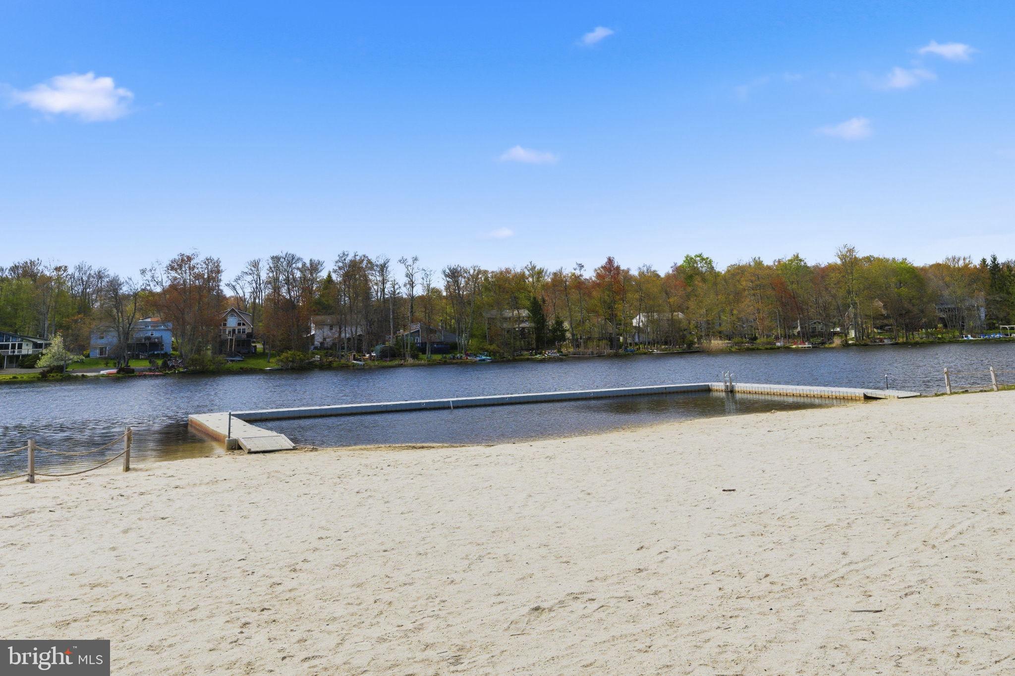 POCONO COUNTRY PLACE - Residential