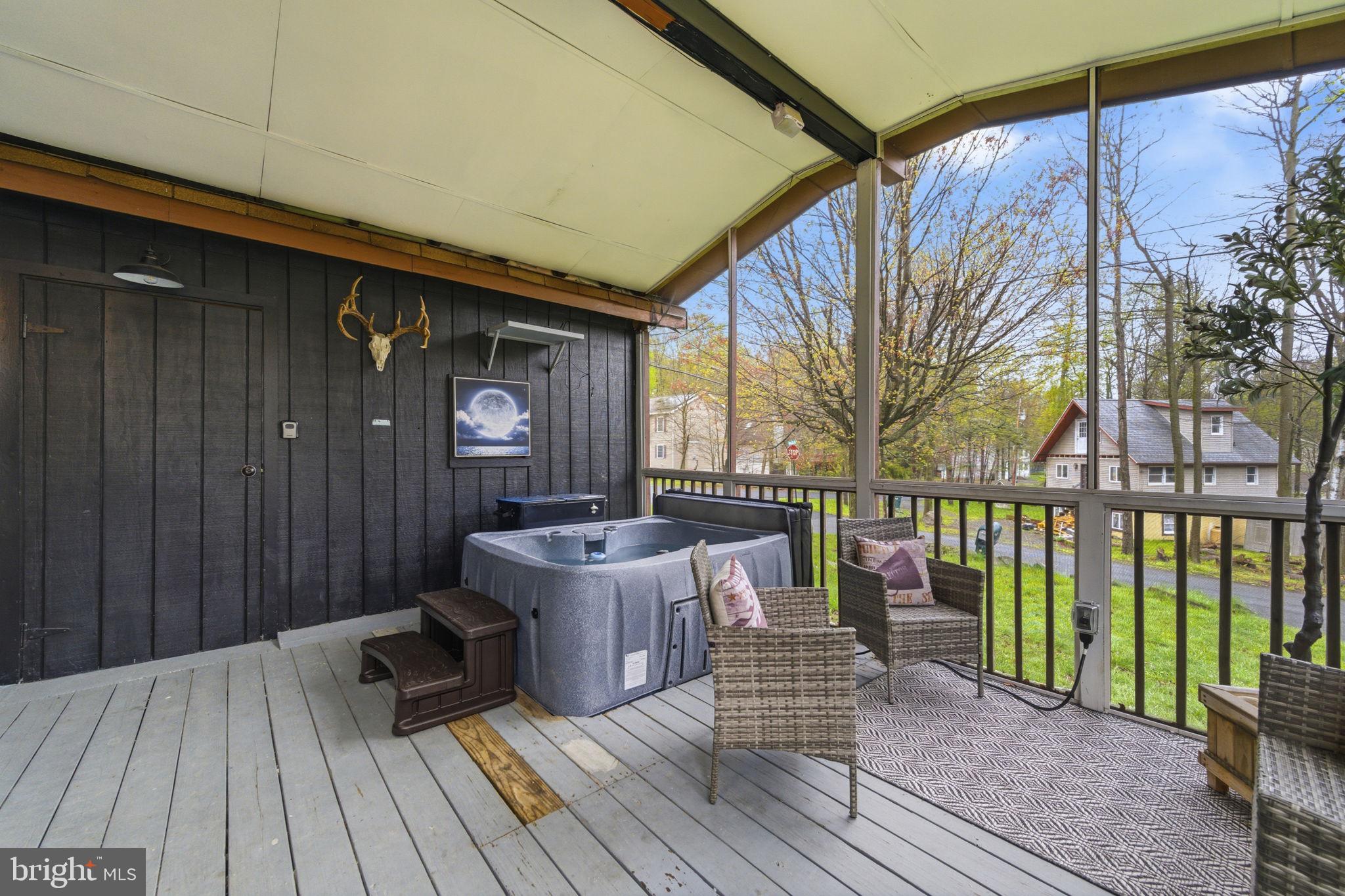 POCONO COUNTRY PLACE - Residential