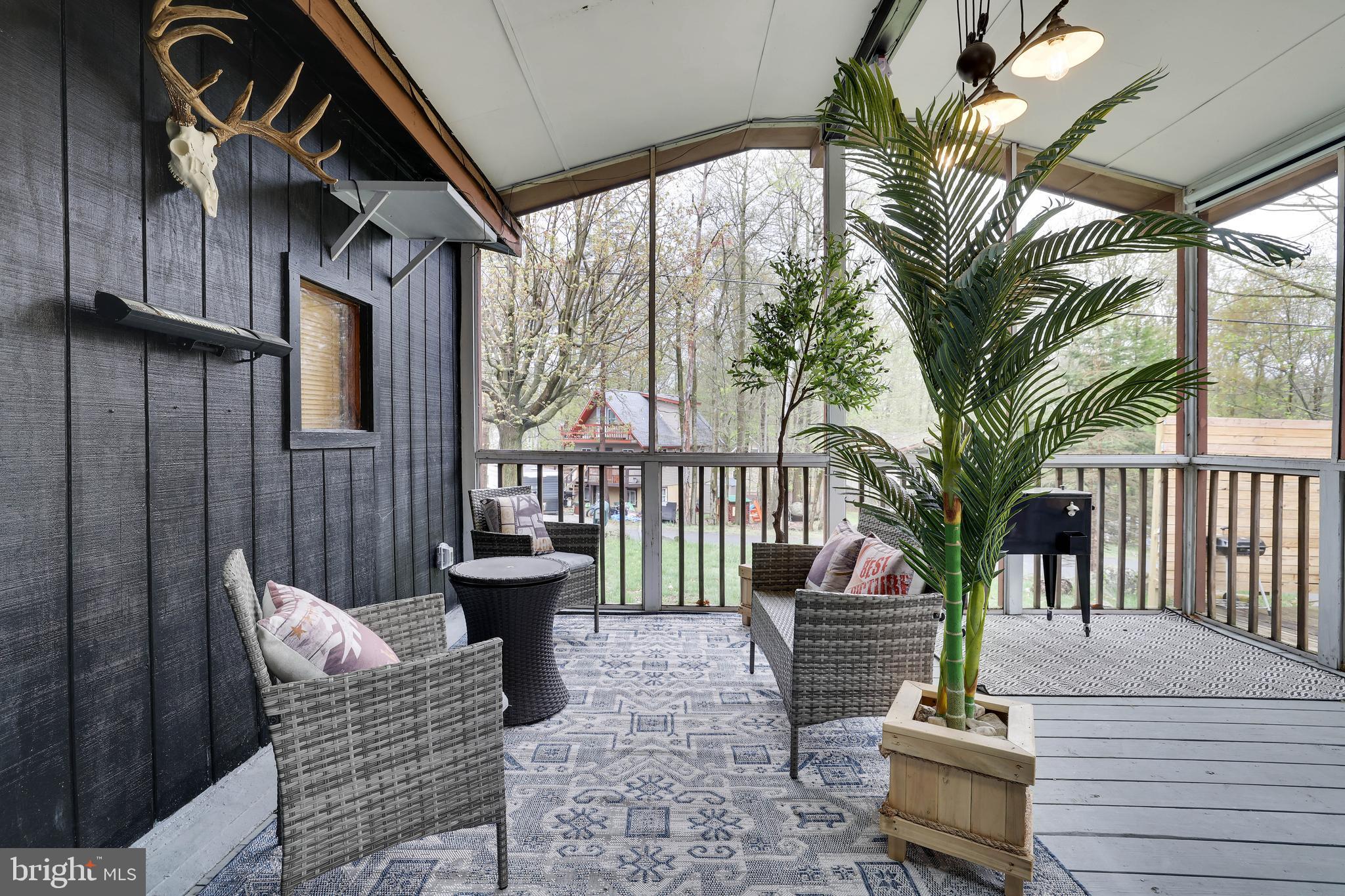 POCONO COUNTRY PLACE - Residential