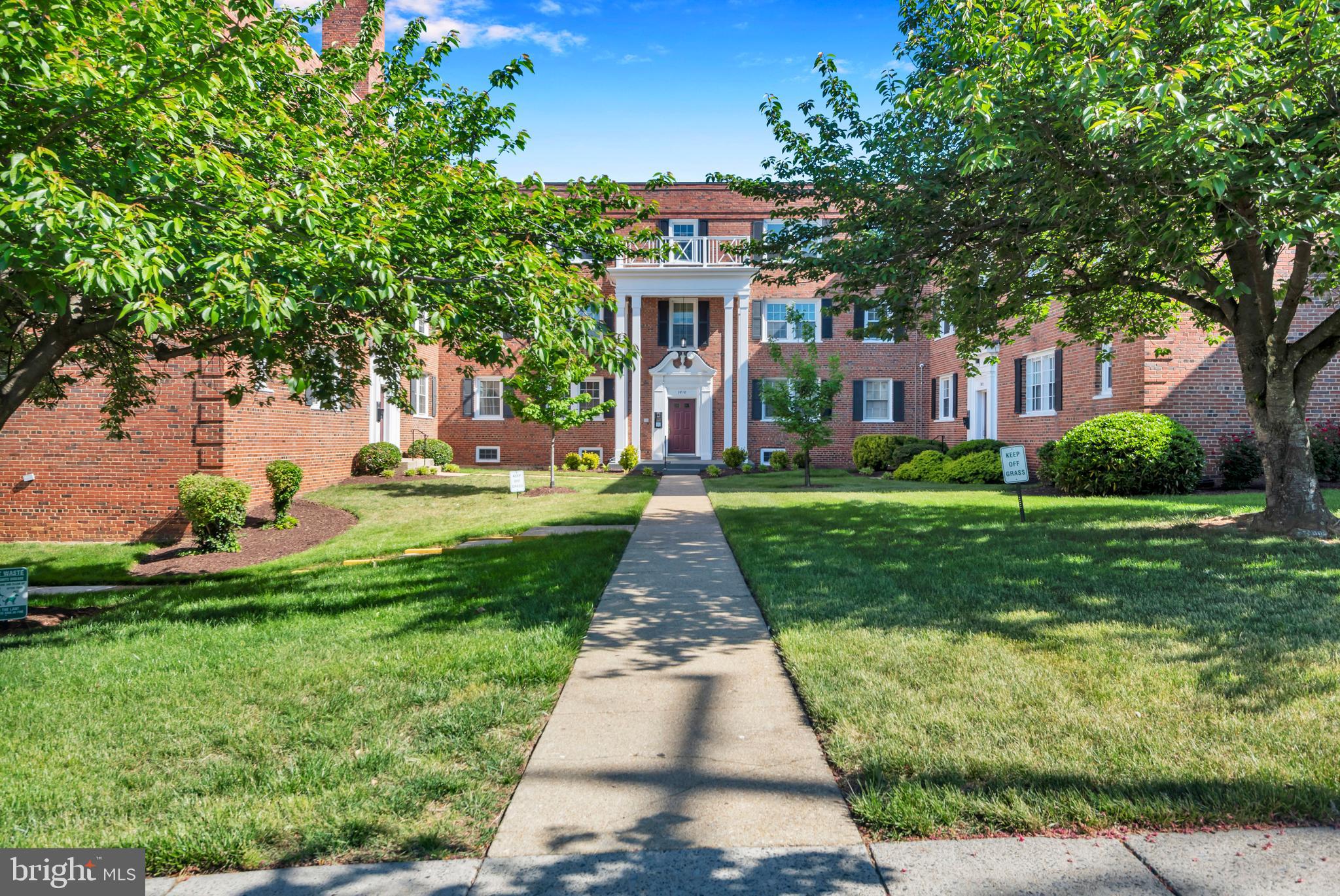 Photo 1 of 30 — 3810 W STREET SE 202, WASHINGTON, DC 20020