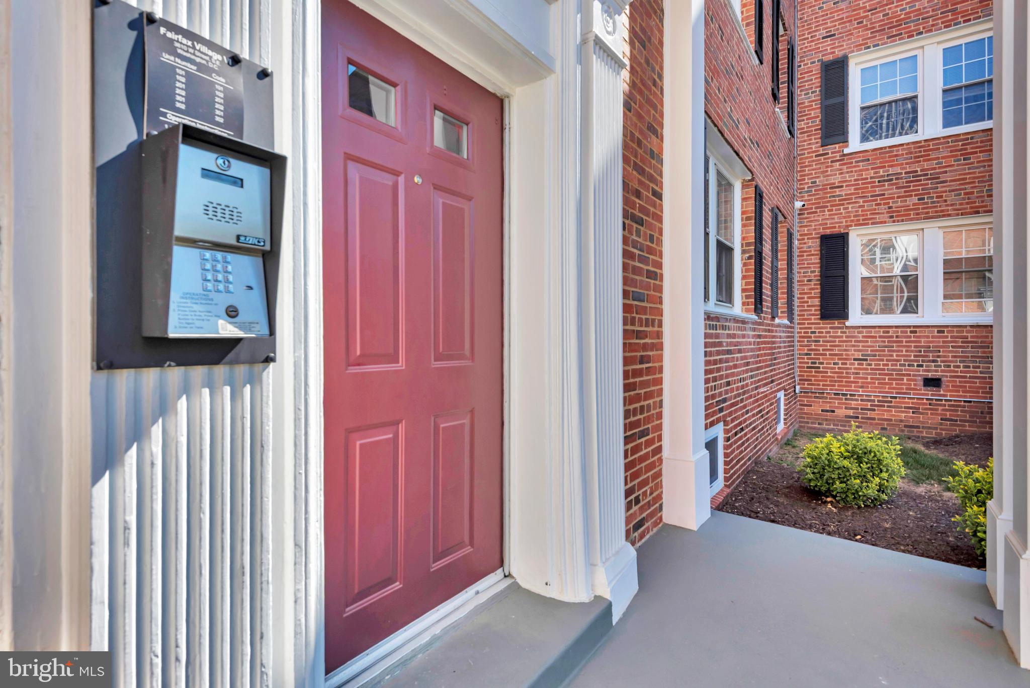 3810 W STREET SE 202