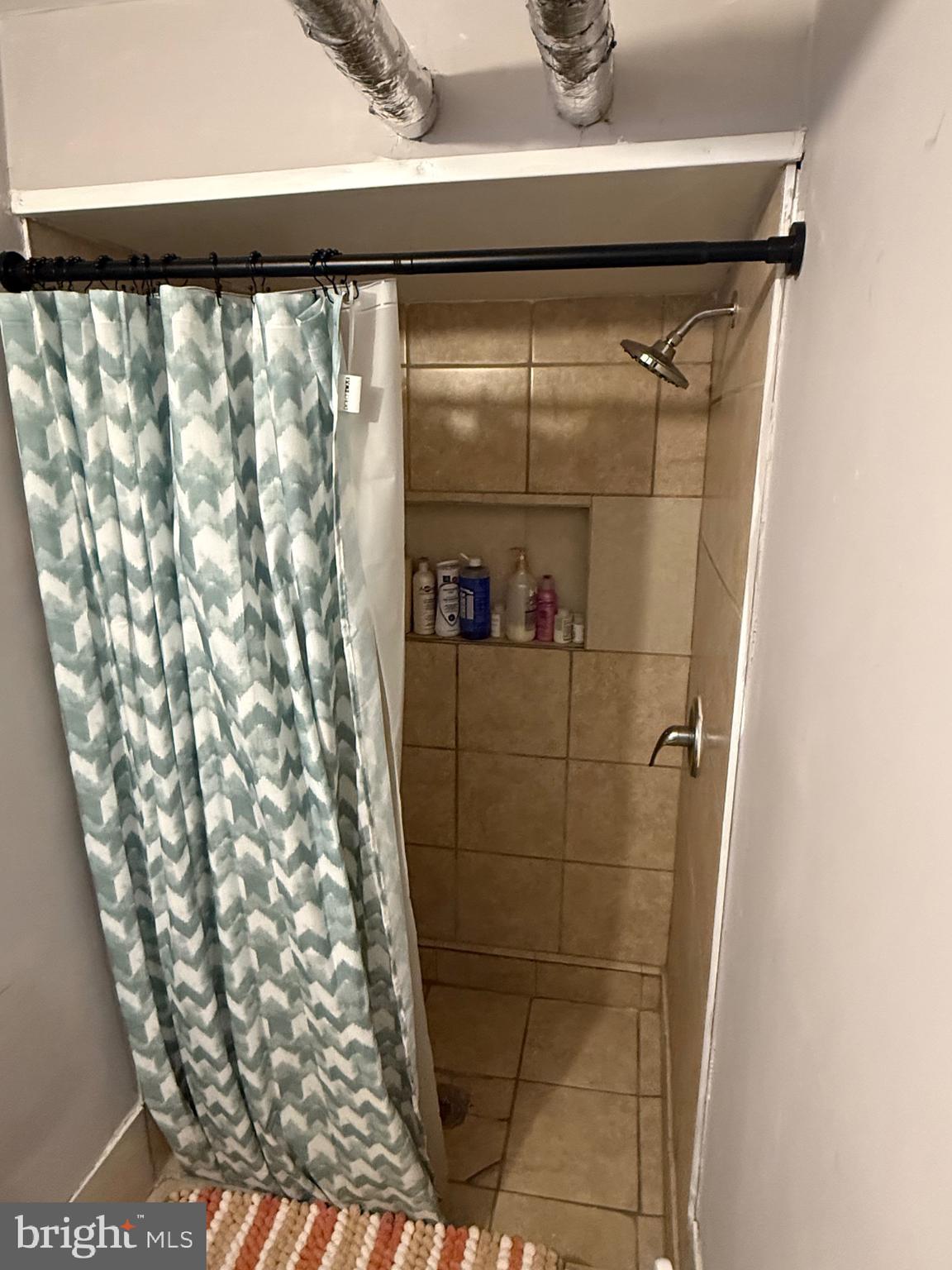 LANSDOWNE - Residential