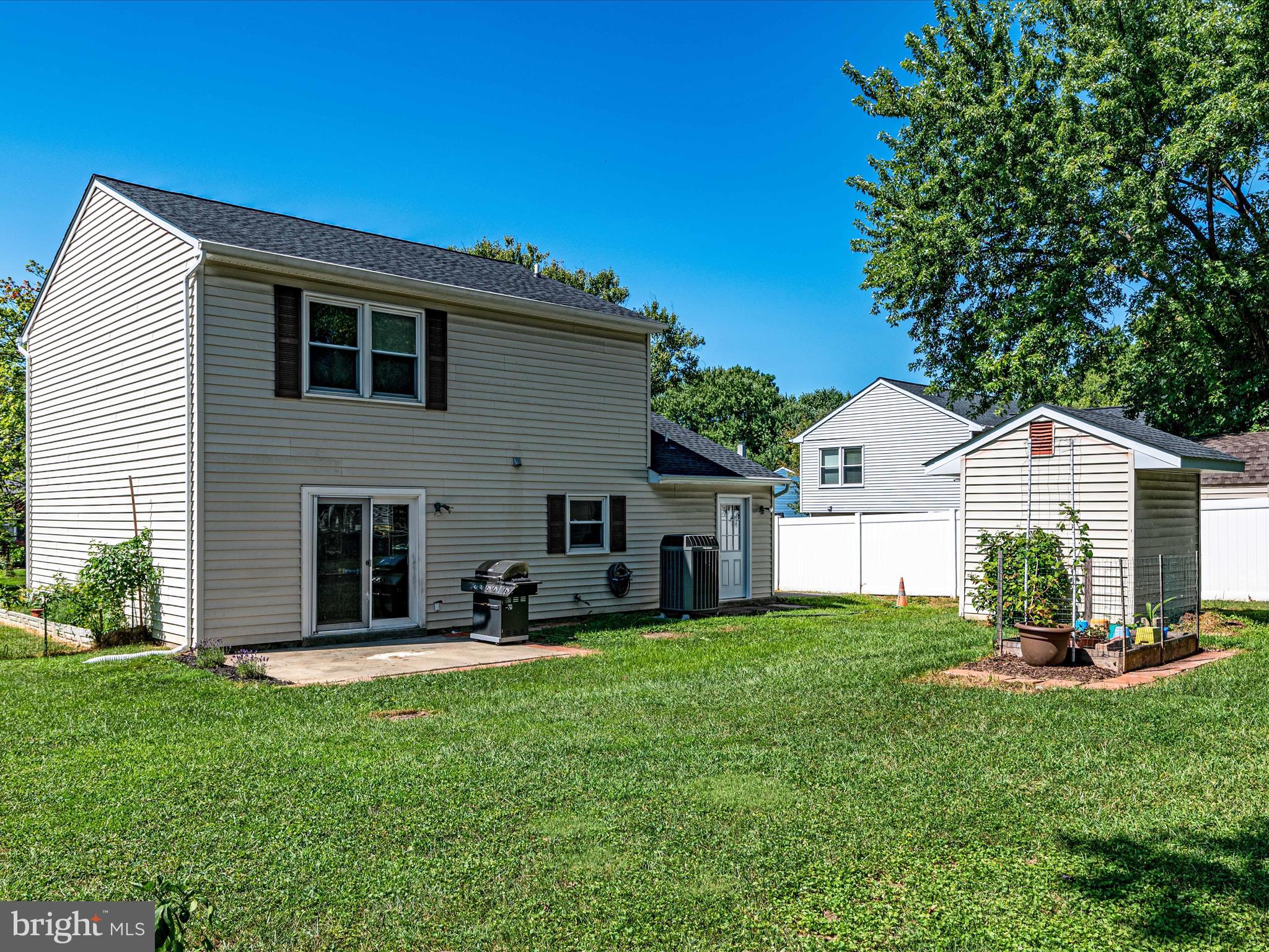 REVELL DOWNS - Residential