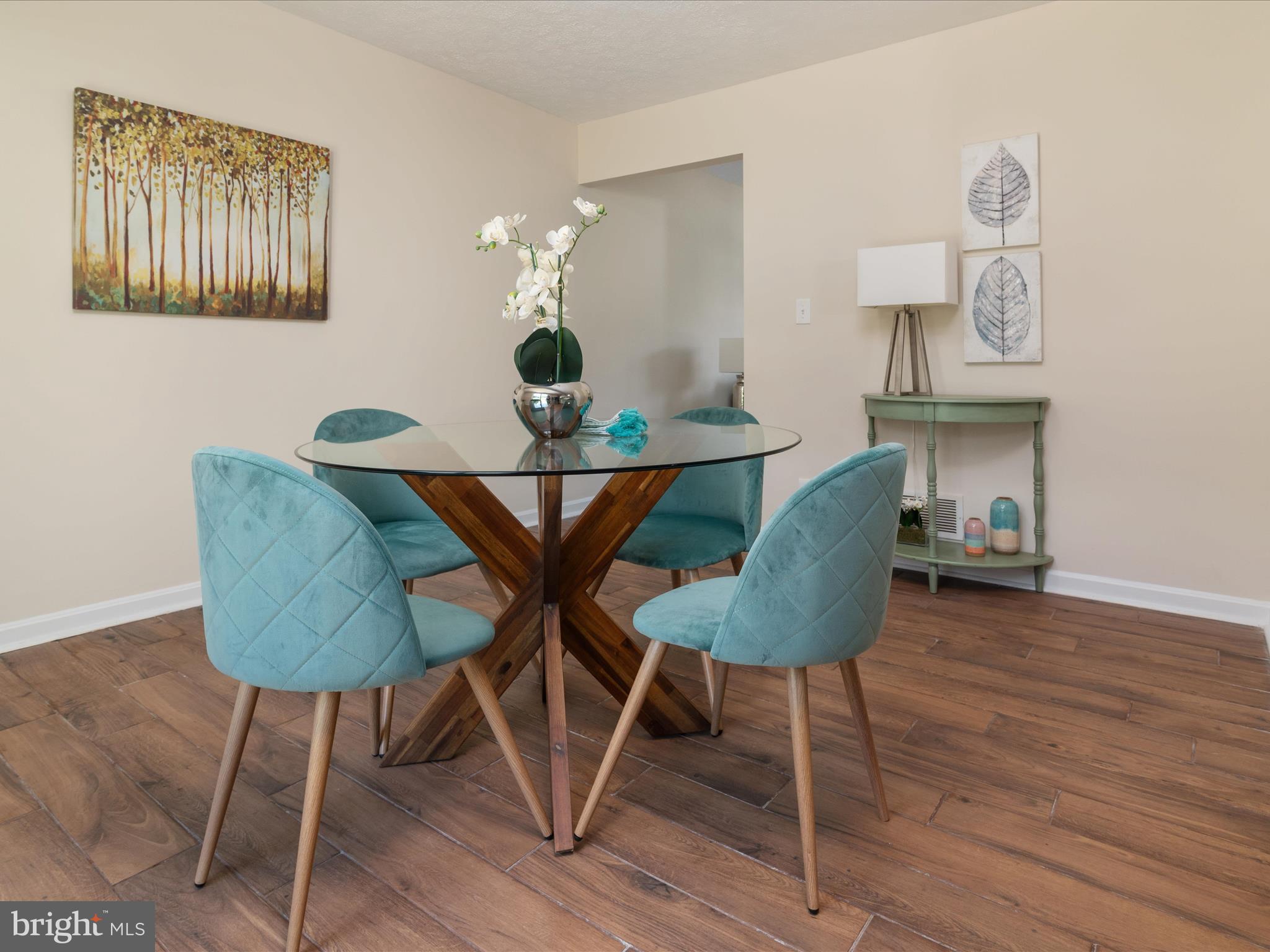 REVELL DOWNS - Residential