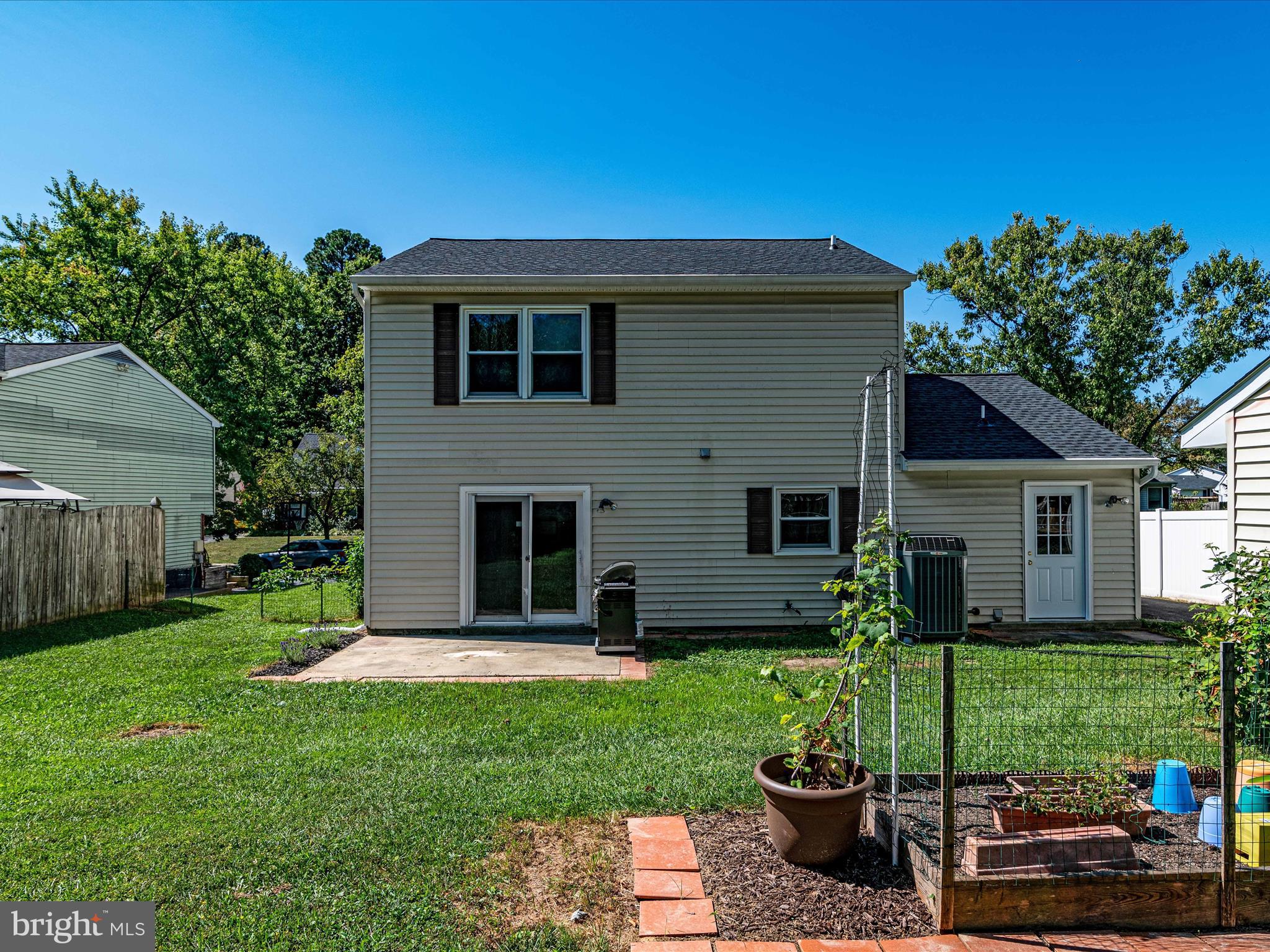 REVELL DOWNS - Residential