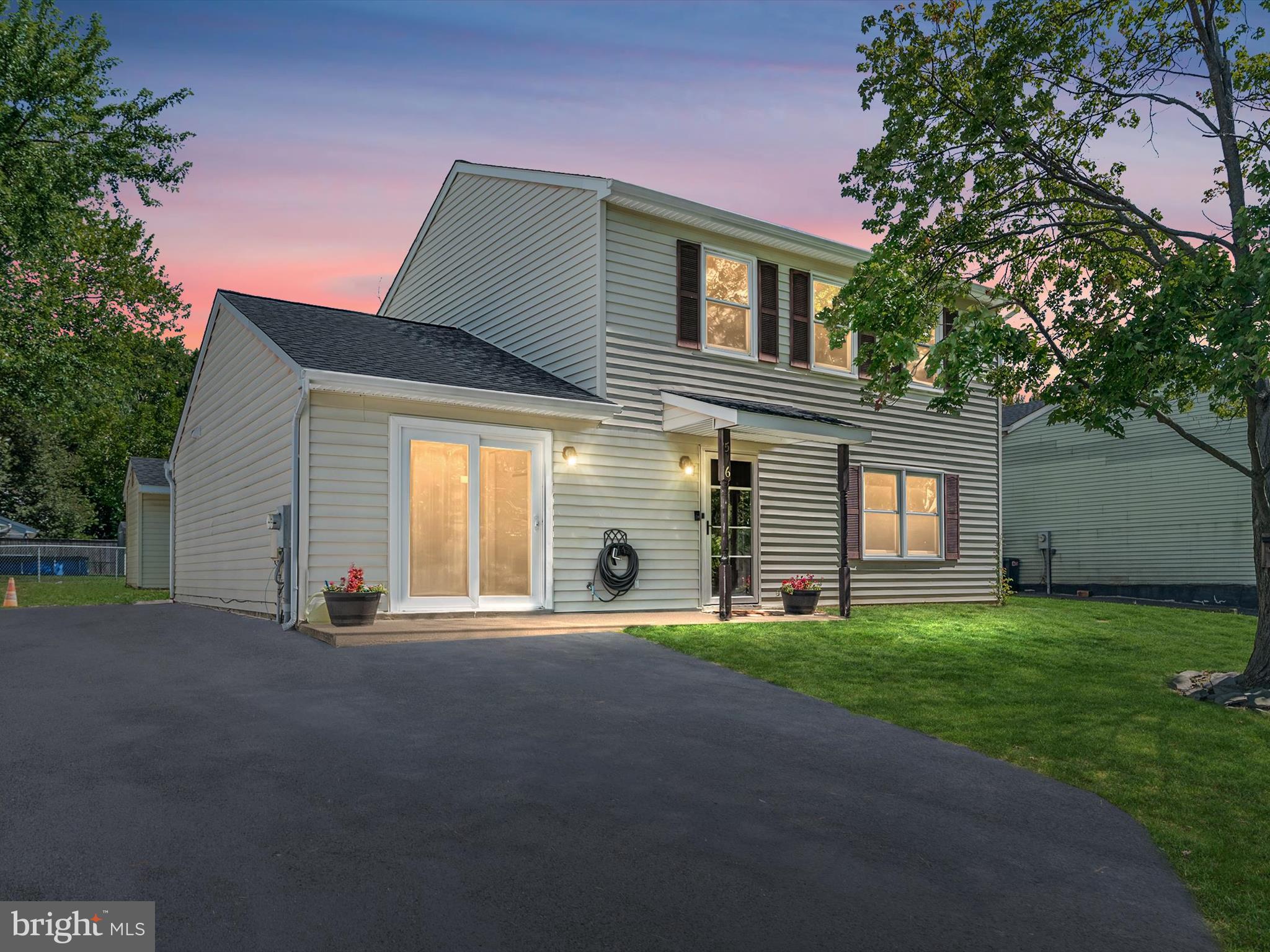 REVELL DOWNS - Residential