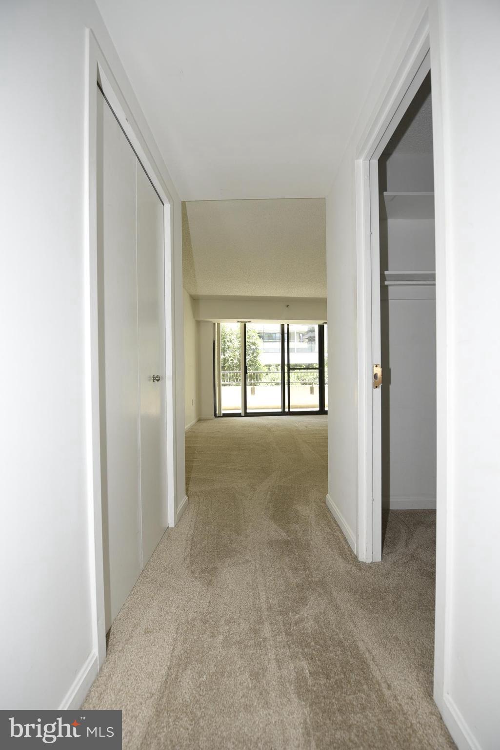 CRYSTAL GATEWAY - Residential Lease