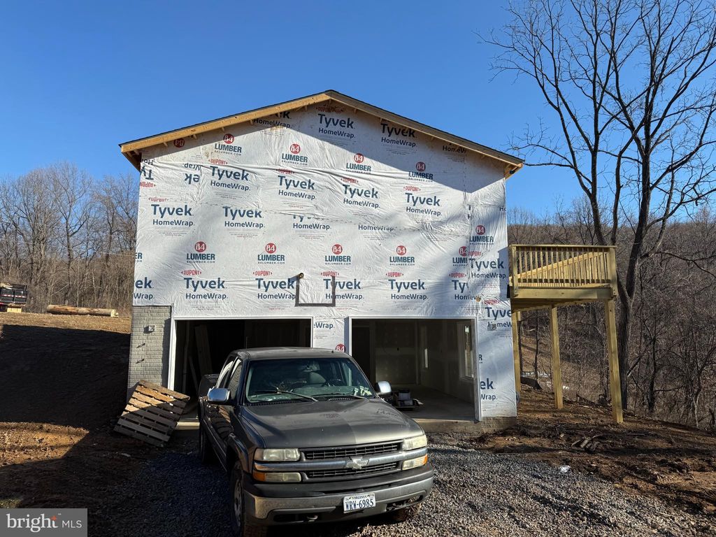listing image 49