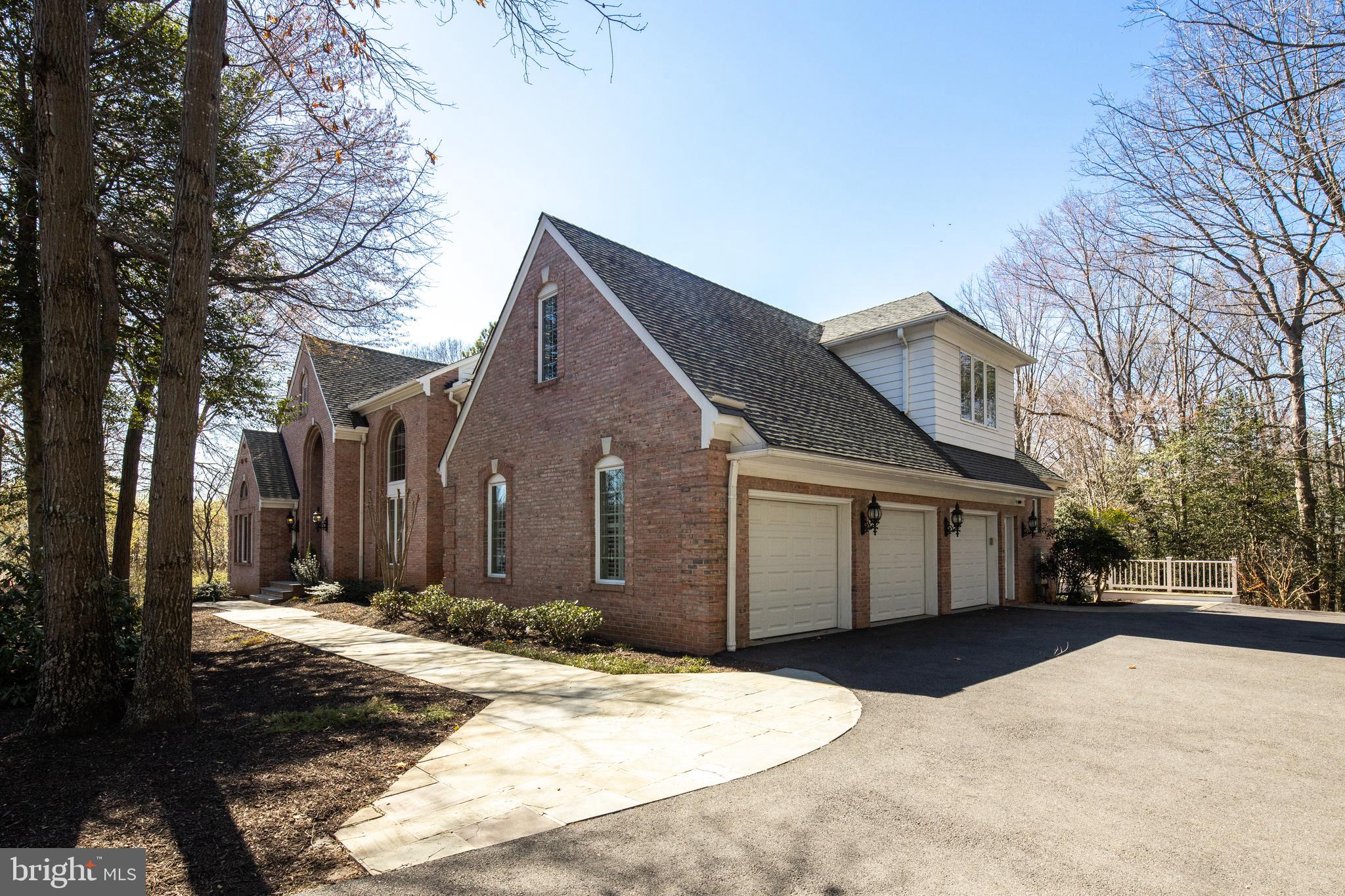 HANNAH HILLS - Residential