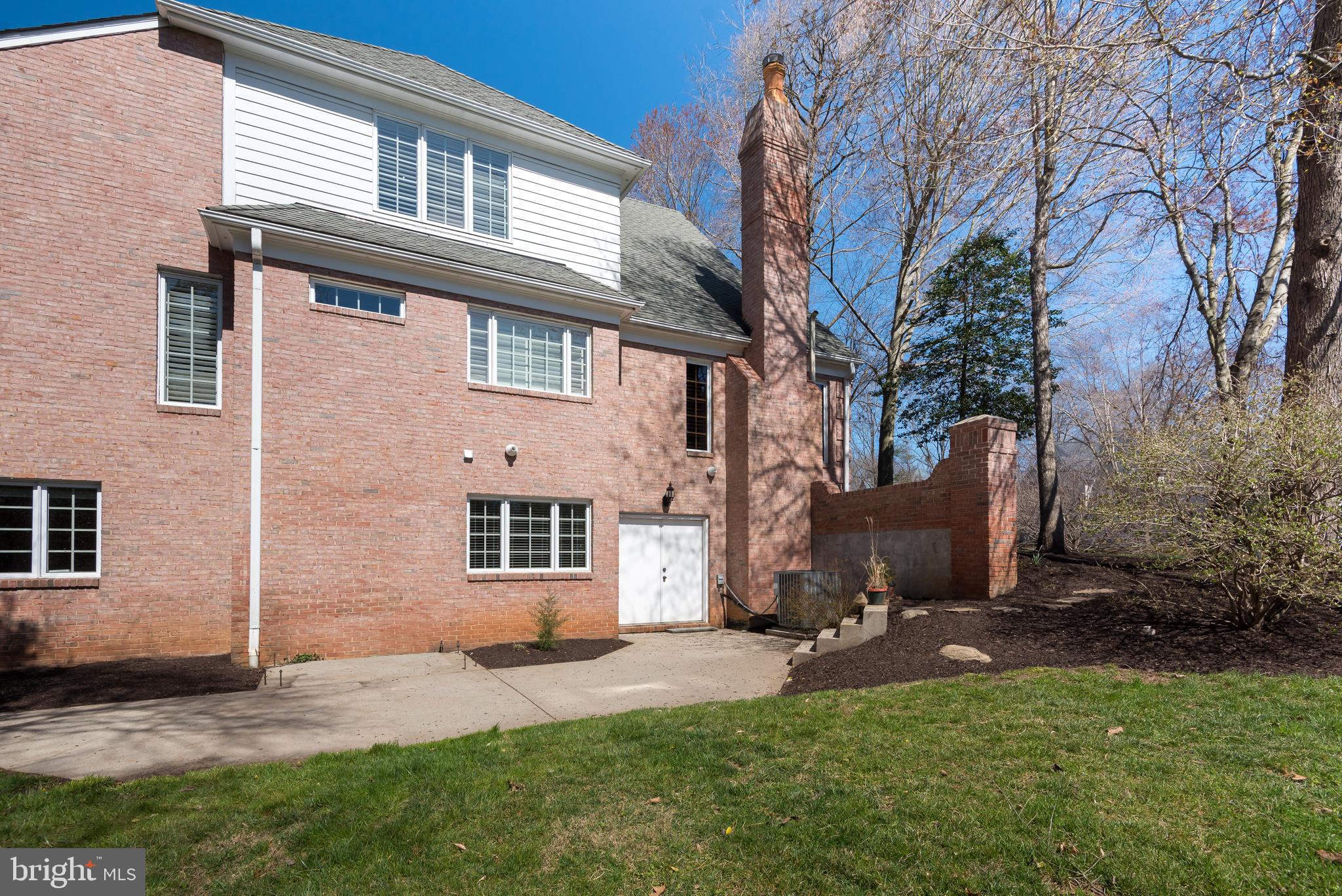 HANNAH HILLS - Residential