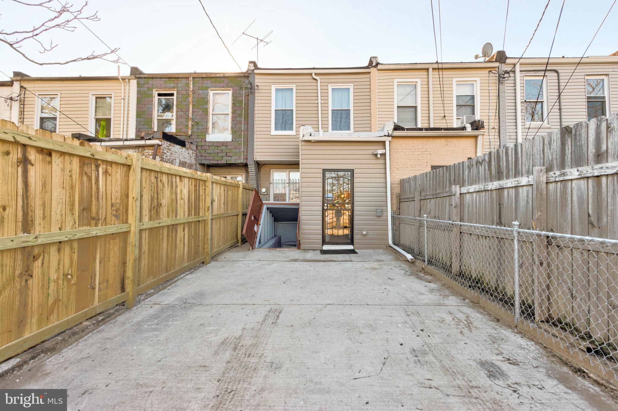 THE ALAMEDA - Residential