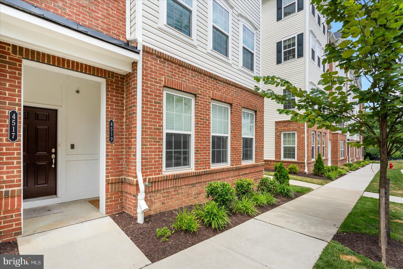 Welcome to 4519 Reaney Ln- Step into modern comfort with this beautifully designed 3-bedroom, 2.5-bath townhome-style condo built in 2022. Nestled in a vibrant, dog-friendly community, this home offers a perfect blend of style, functionality, and convenience.
The open-concept main level features sleek finishes, abundant natural light, and a spacious living dining combo area ideal for entertaining. The chef’s kitchen boasts contemporary cabinetry, stainless steel appliances, and a breakfast bar perfect for casual meals.
Retreat to the luxurious owner’s suite with a walk-in closet and a spa-inspired en-suite bath. One of the secondary bedrooms features its own private balcony—perfect for morning coffee or evening relaxation. An attached garage adds extra storage and parking ease.
Enjoy community perks like parks, walking trails, BBQ grills, and pet-friendly green spaces—all just minutes from top shopping, dining, and major commuter routes.