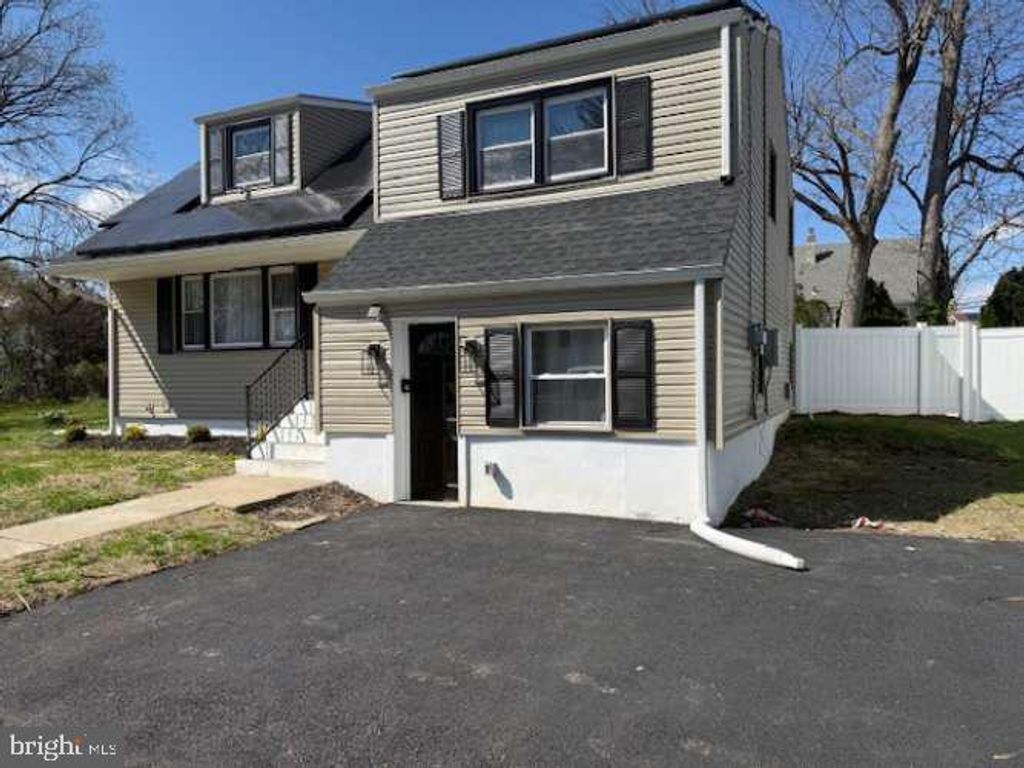 Photo of 54 Meriline Avenue, LAWRENCE TOWNSHIP, NJ 08648 (MLS # NJME2072794)