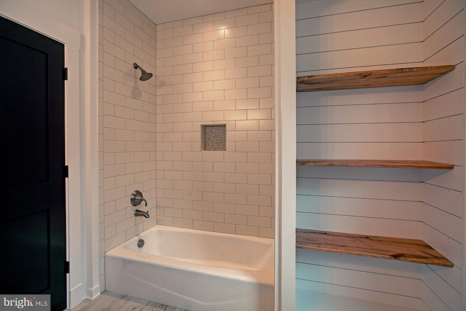 OLD DOMINION GARDENS - Residential