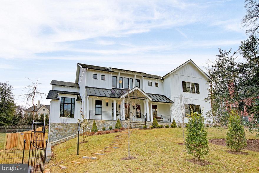 This custom Home built by Entre Builders boasts quality craftsmanship, unmatched attention to detail, and a thoughtful MODERN FARM HOUSE. the bright open layout over 6900+ SQ FT of finished living area, 5 bedrooms, 5 full baths 2 half baths, 3 car side load garage, and great flow for entertaining. Hand crafted cabinetry and built ins, by Entre Builders, are found throughout the home. Every selection has been carefully chosen to capture the  true essence of modern day living with a note to the past. It is also situated on a spectacular. 44 acer lot in the heart of McLean. This is truly a wonderful place to call home. MAKE SURE YOU GO TO THE VIDEO. 2 hour notice please.