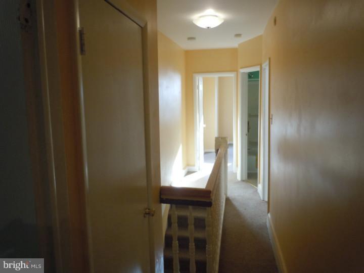 WEST OAK LANE - Residential Lease