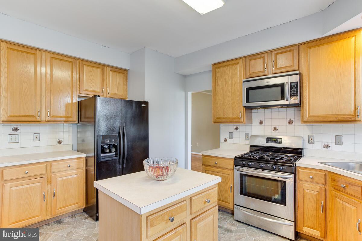 WEXFORD VILLAGE - Residential