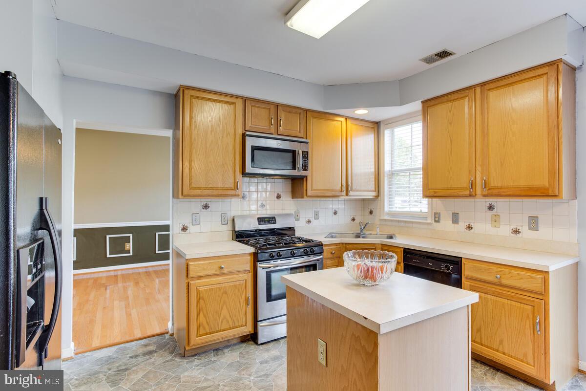 WEXFORD VILLAGE - Residential